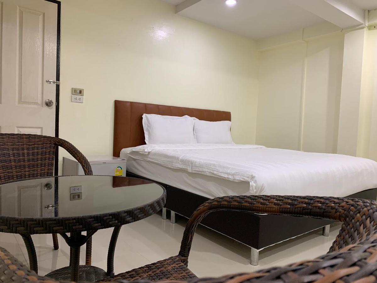 Petchsiri Room เพชรสิริรูม Ban Sai Mai Bagian luar foto